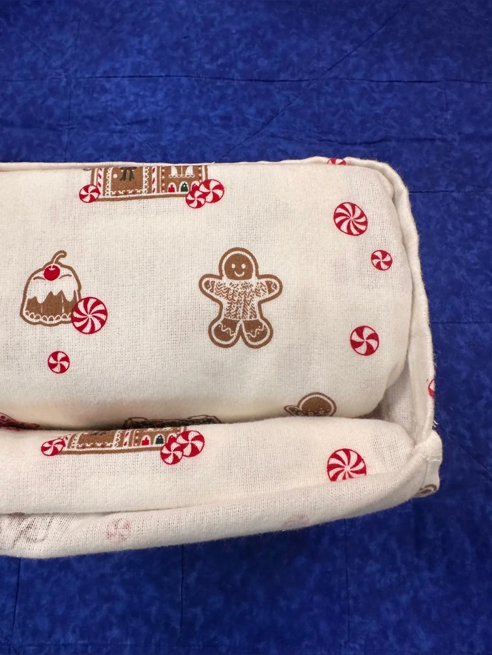 North Pole Twin Flannel Sheet Set Gingerbread Village 100% Cotton Holiday